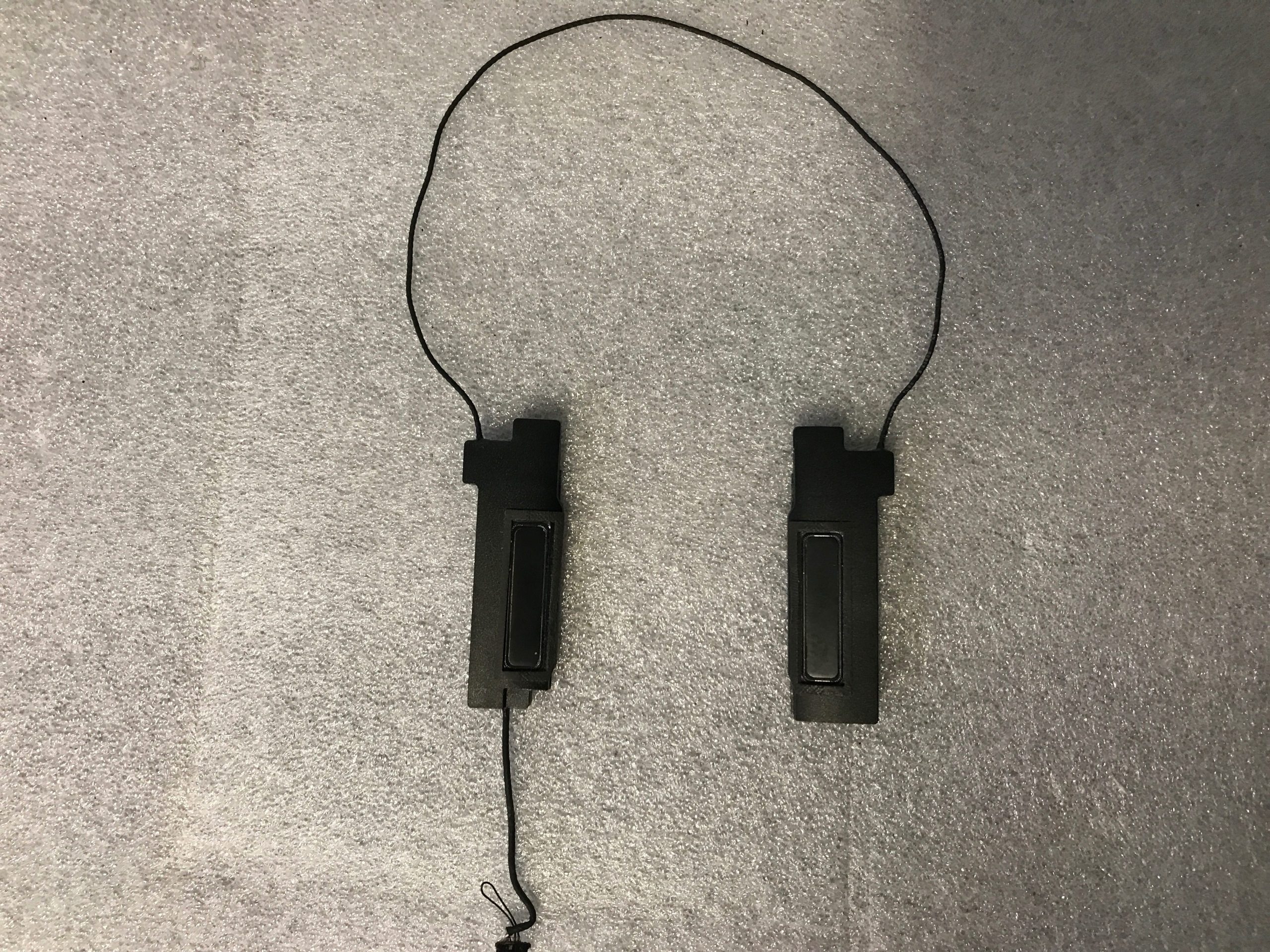 Dell XPS 13 7390 2-in-1 Internal Left Right Speakers Assembly F4VJK product photo 1