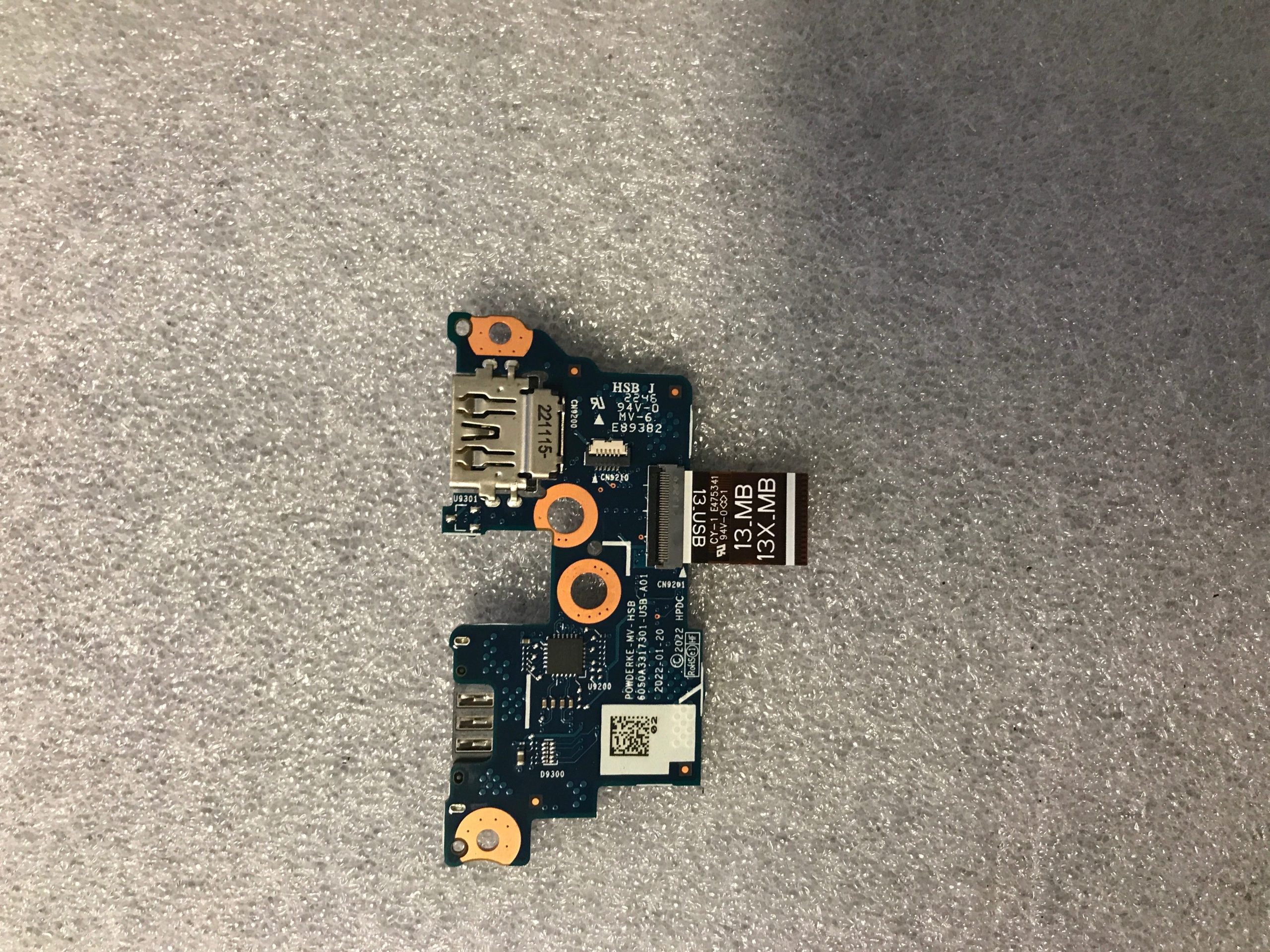 HP EliteBook 830 G9 USB Port I/O IO Daughter Board N08539-001 product photo 1
