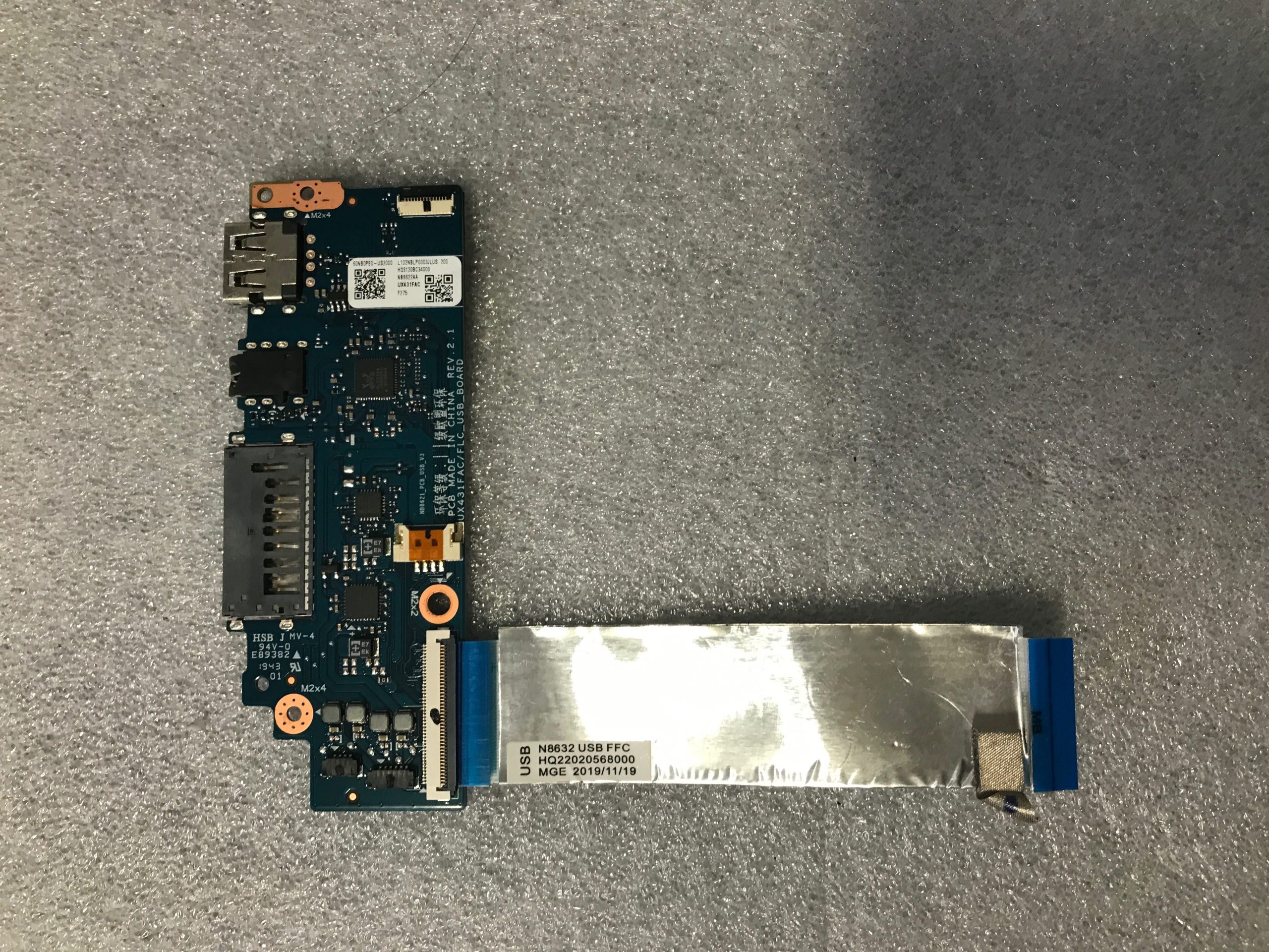 ASUS ZenBook UX431F USB Port I/O IO Daughter Board 90NB0MB0-R10020 product photo 1