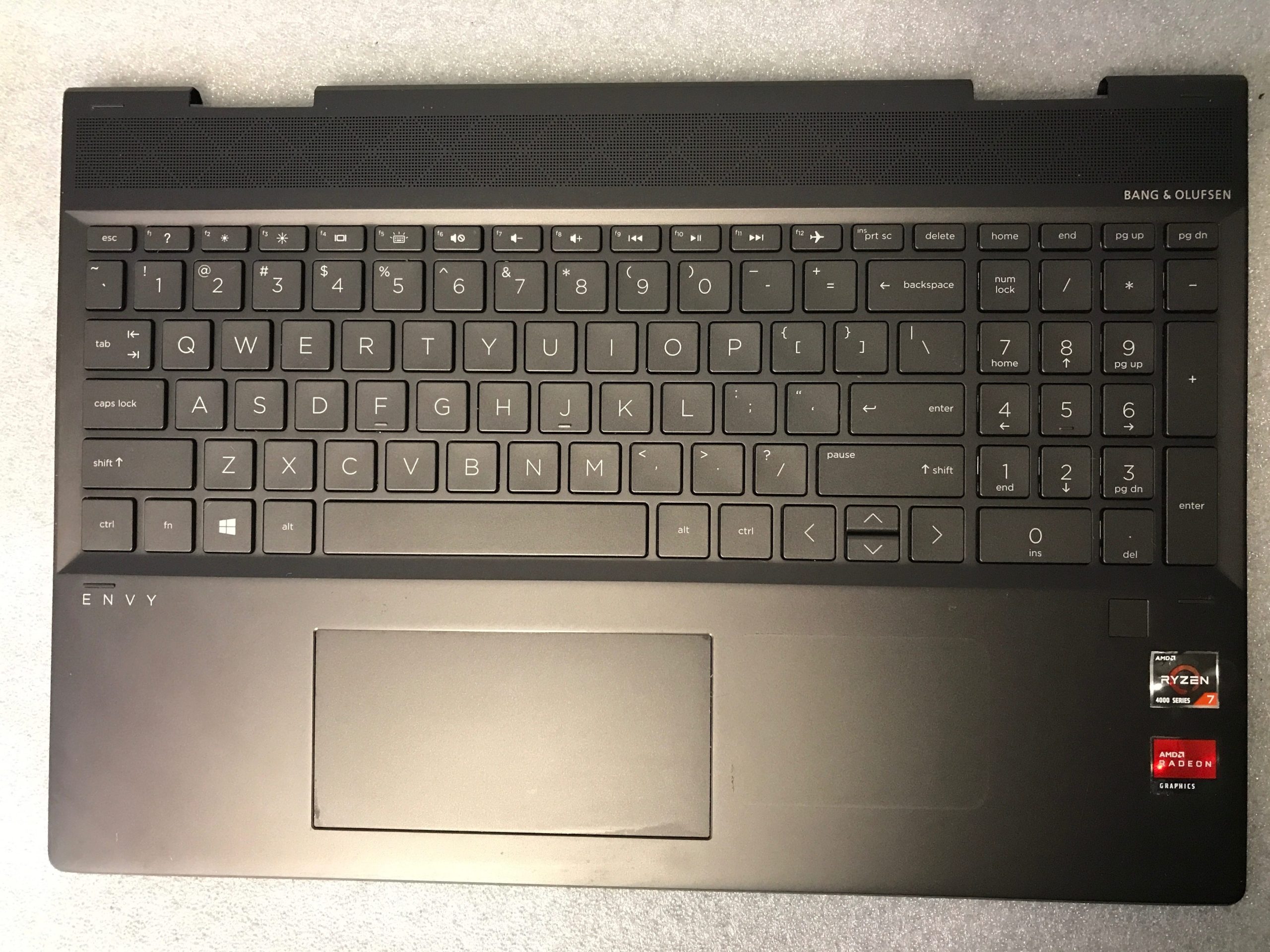 HP Envy 15-ds1083cl palmrest touch pad keyboard L53987-001 product photo 1