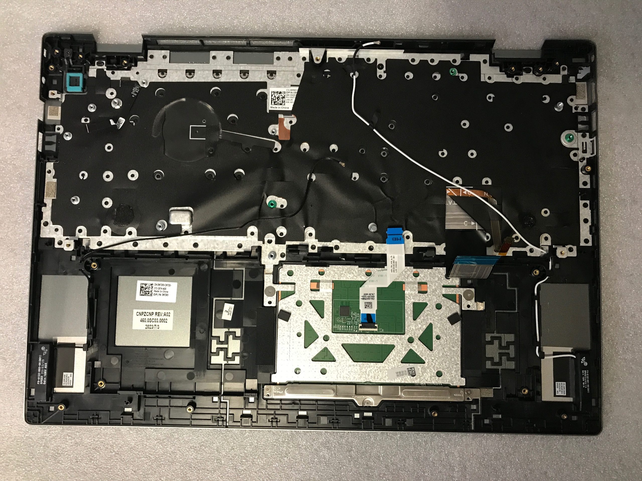 Dell Vostro 16 5630 palmrest touch pad keyboard NF3R9 product photo 2