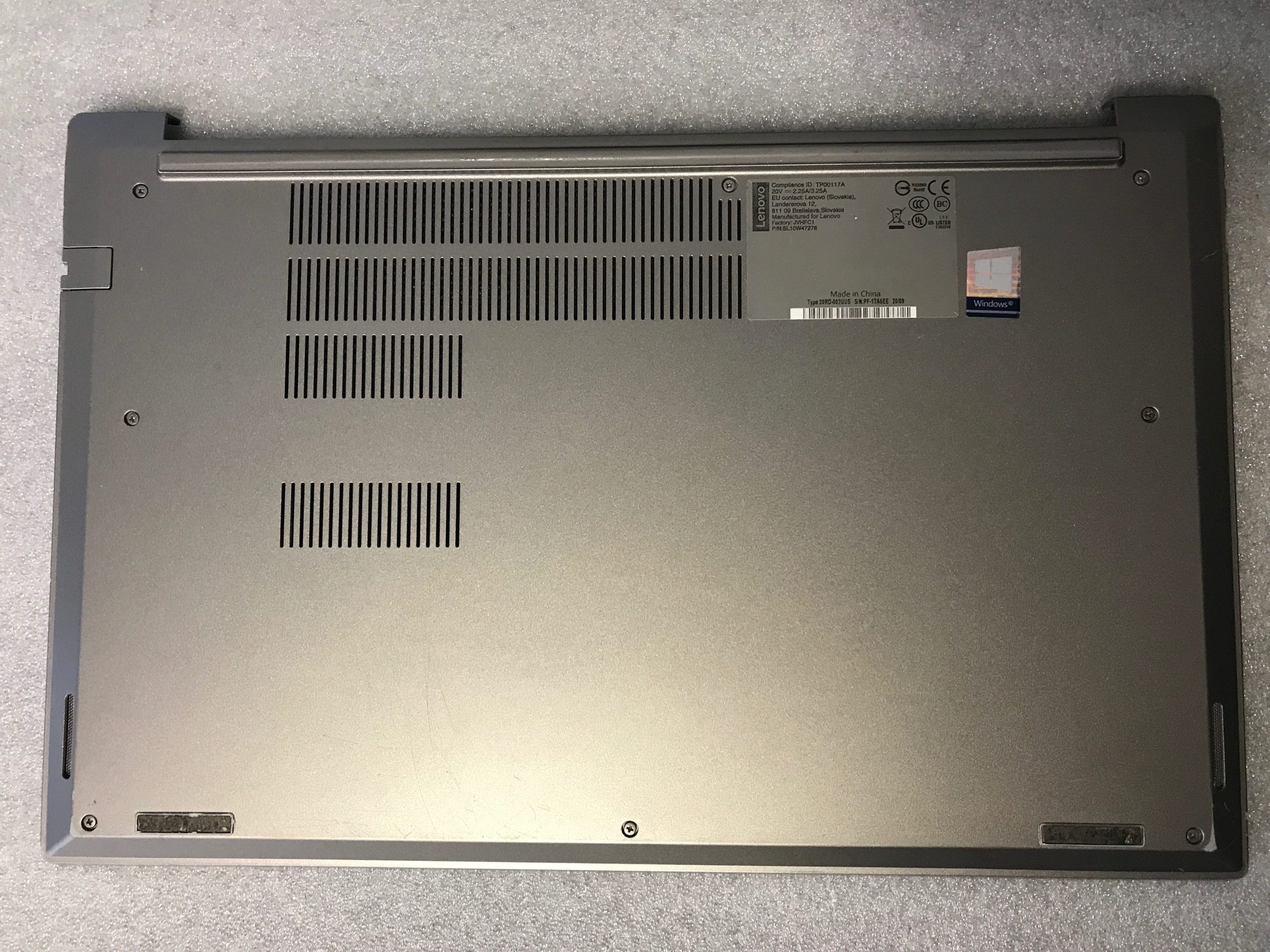 Lenovo ThinkPad E15 Gen 1 bottom base case cover enclosure 5CB0S95327 product photo 1