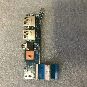 HP Pavilion Gaming Laptop 15-dk1056wm USB Port I/O IO Daughter Board L56902-001 product photo 1
