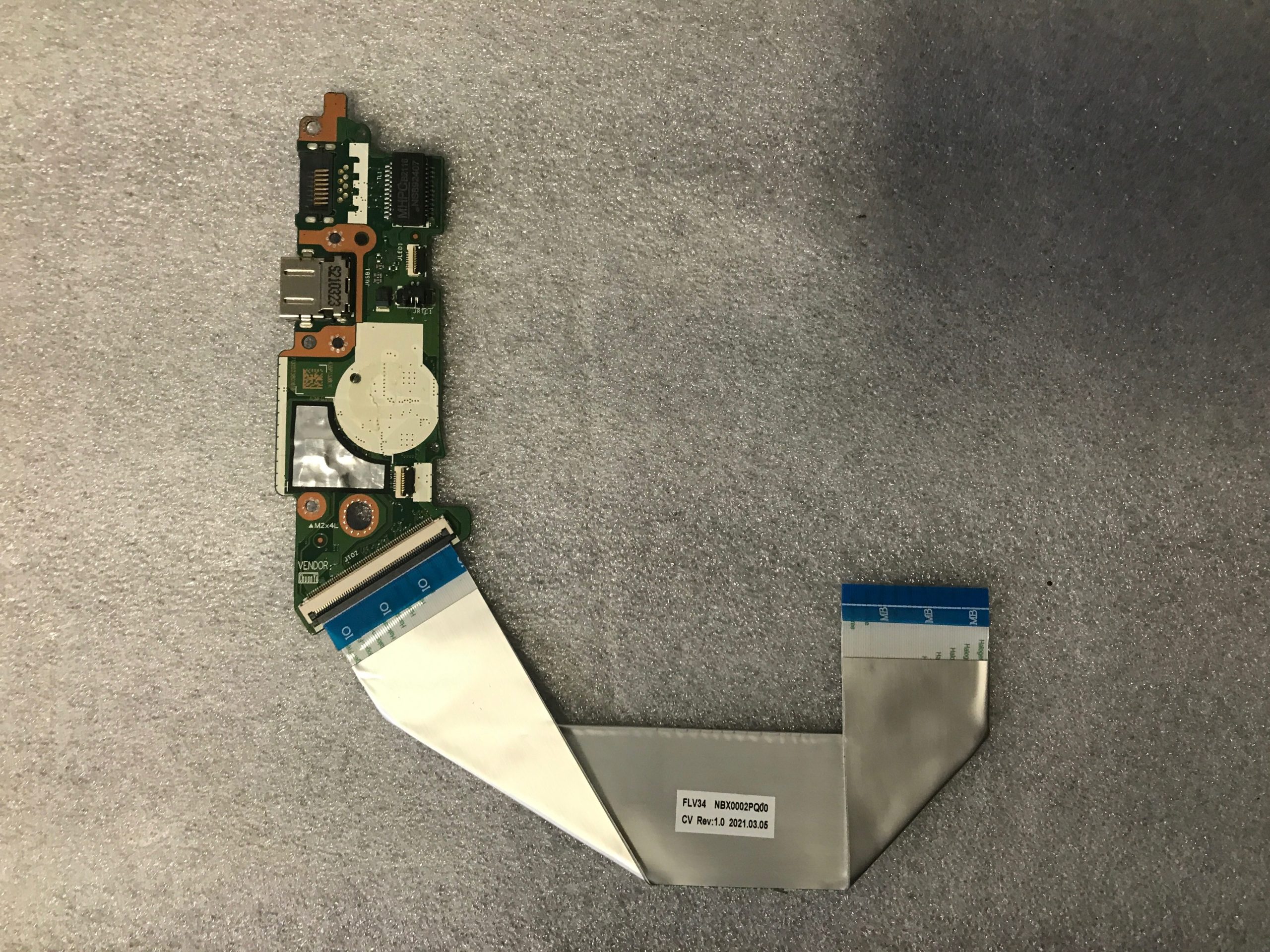 Lenovo ThinkBook 14 G2 ITL USB Port I/O IO Daughter Board product photo 1