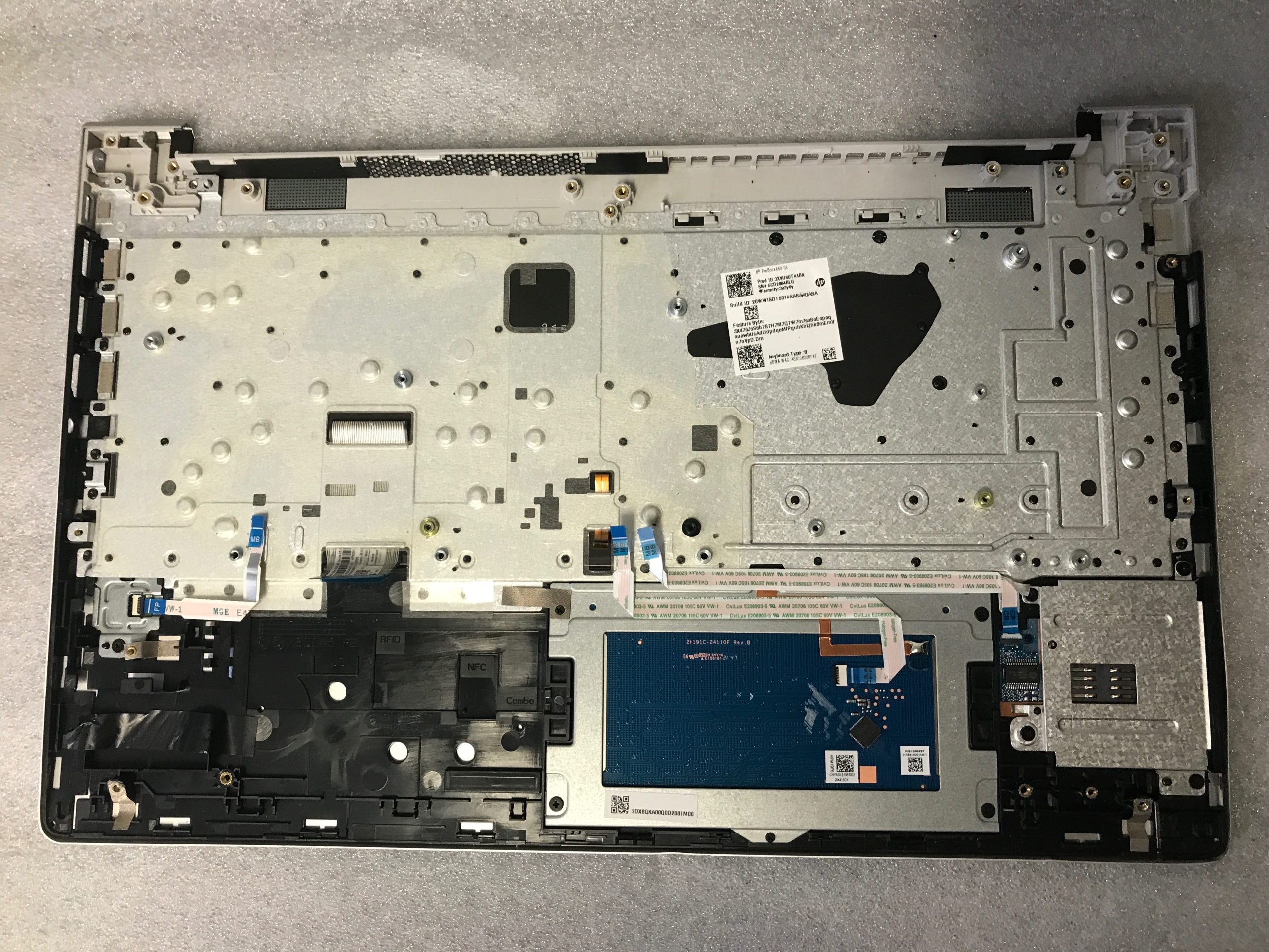 HP ProBook 650 G8 palmrest touch pad keyboard M49545-001 Scratch product photo 2