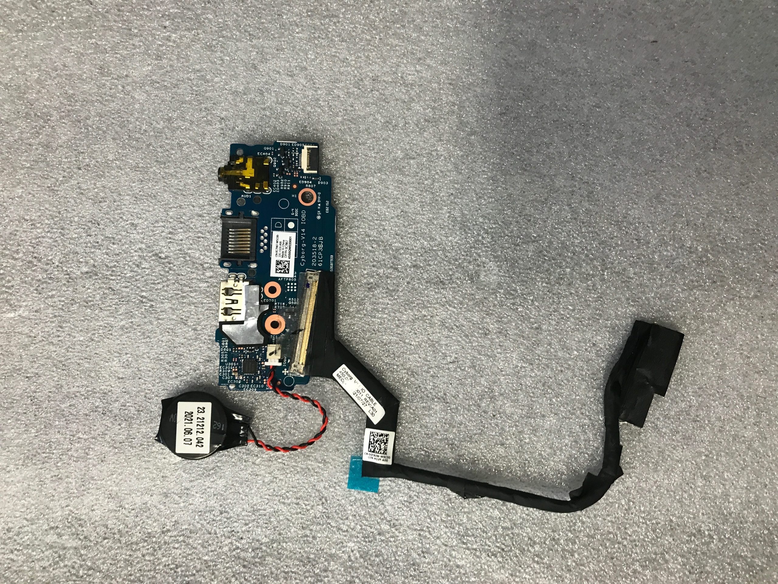 Dell Vostro 14 5410 USB Port I/O IO Daughter Board C7N67 product photo 1