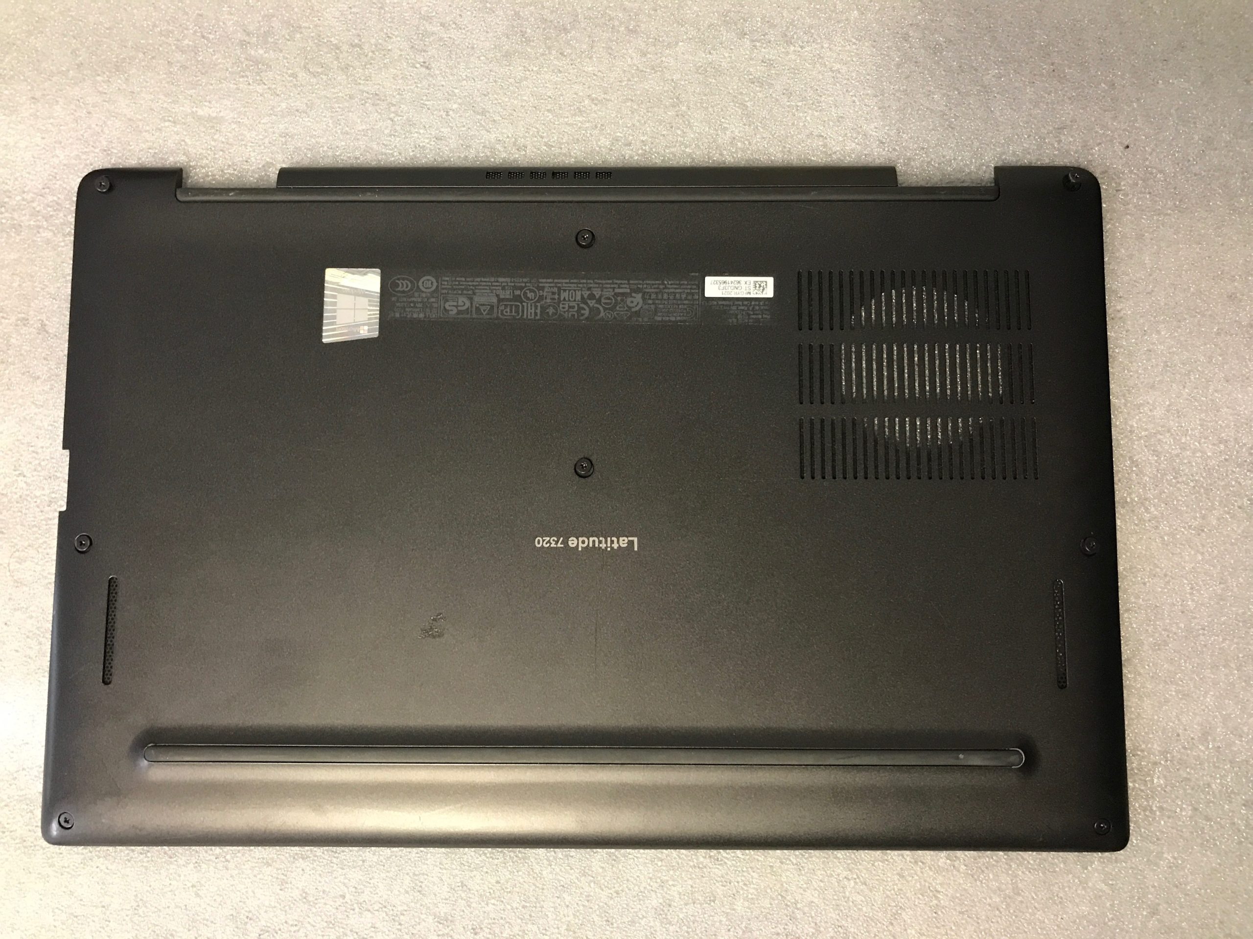 Dell Latitude 7320 bottom base case cover enclosure F5D0R product photo 1