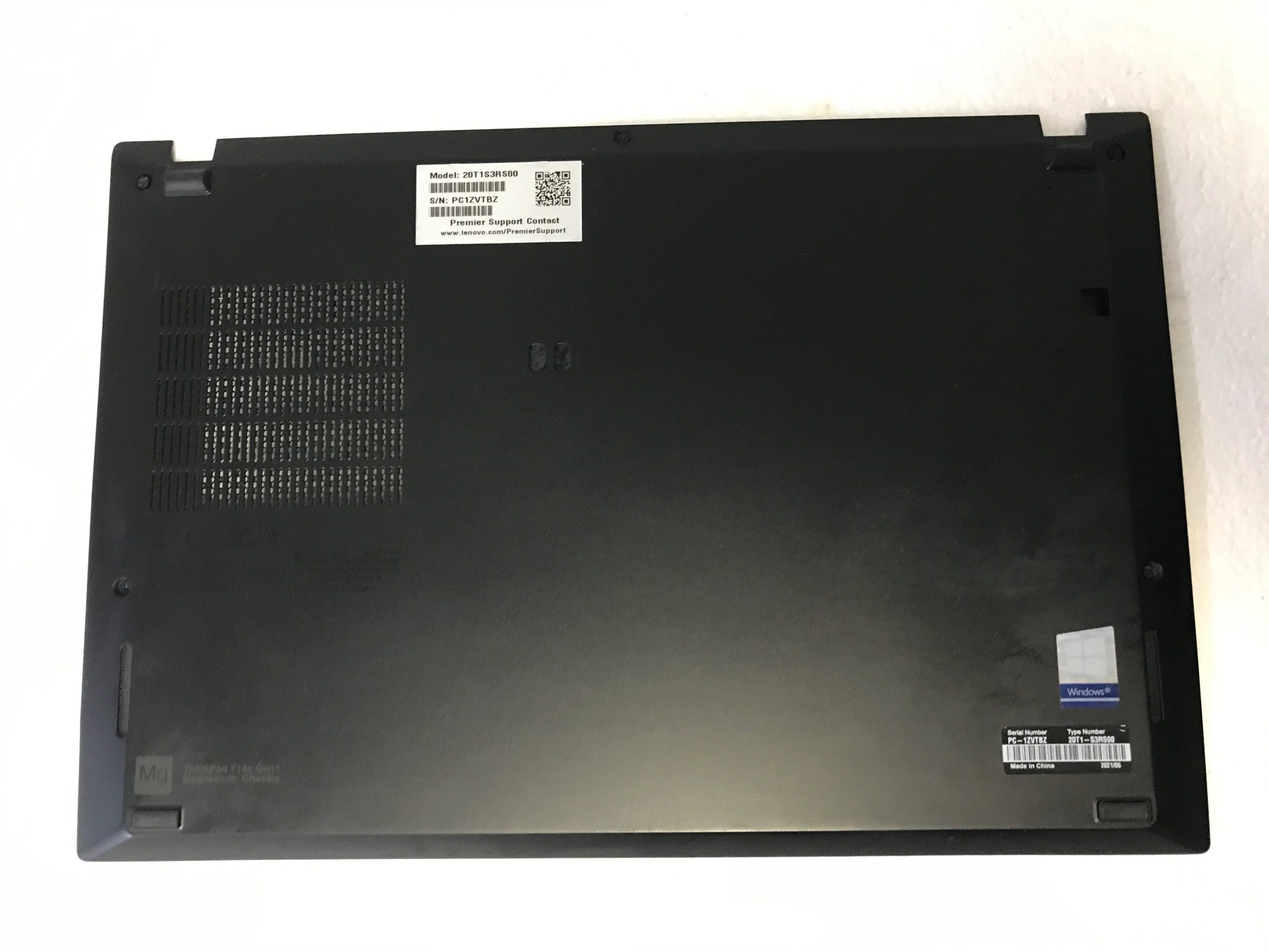 Lenovo ThinkPad T14s bottom base case cover enclosure 5CB0S95447 product photo 1