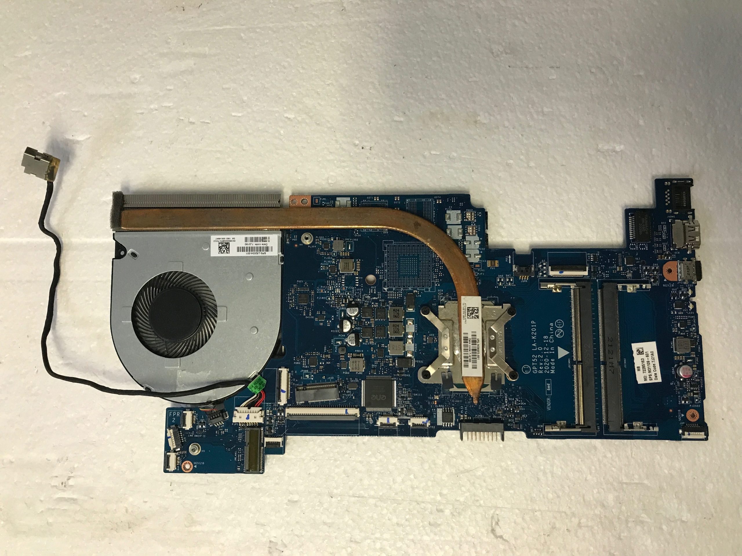 HP Notebook 250 G8 Motherboard i5-1135G7 M31109-601 product photo 1