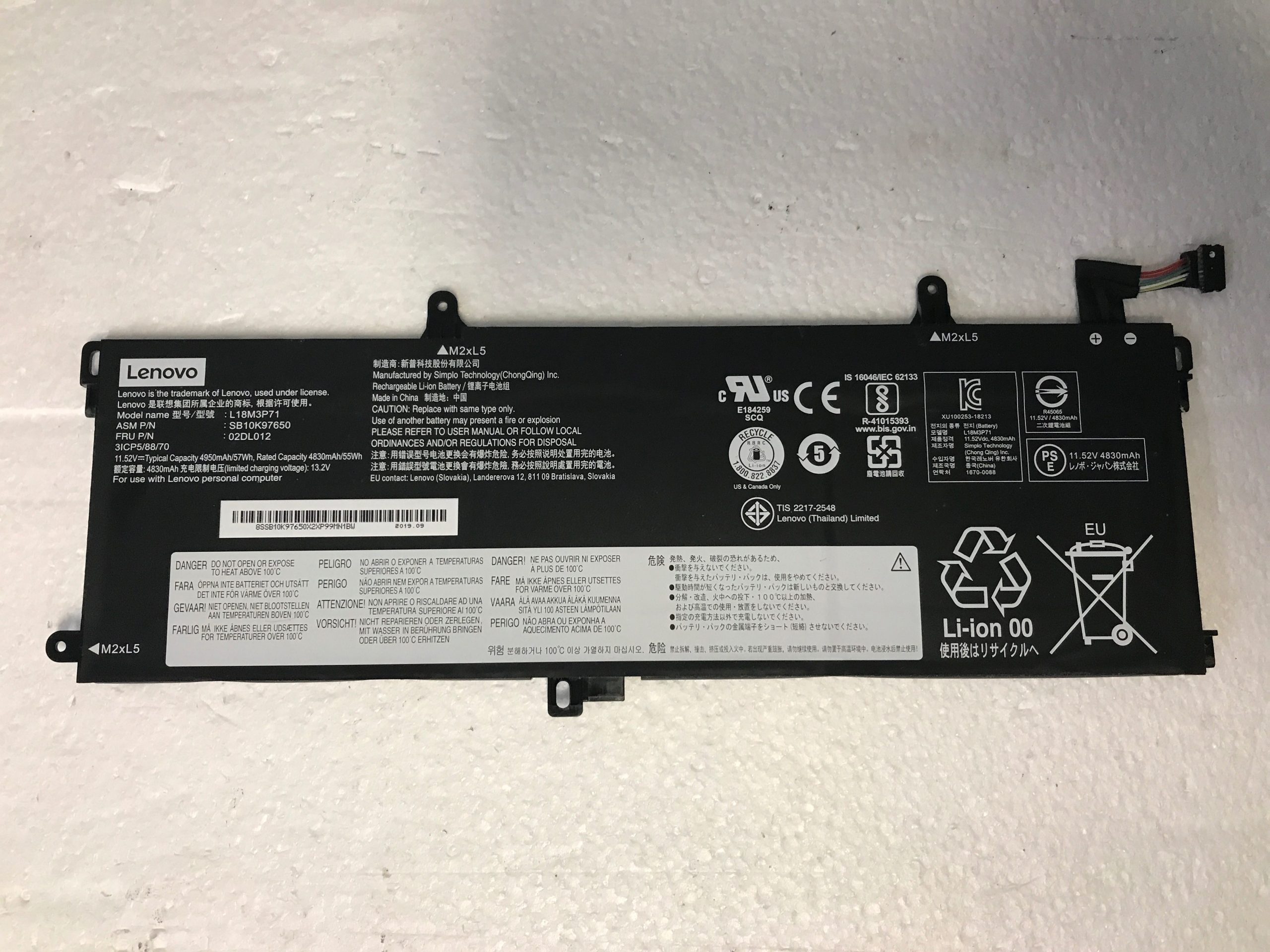 266 Cycles Lenovo ThinkPad T15 Genuine Original Battery L18M3P71 product photo 1
