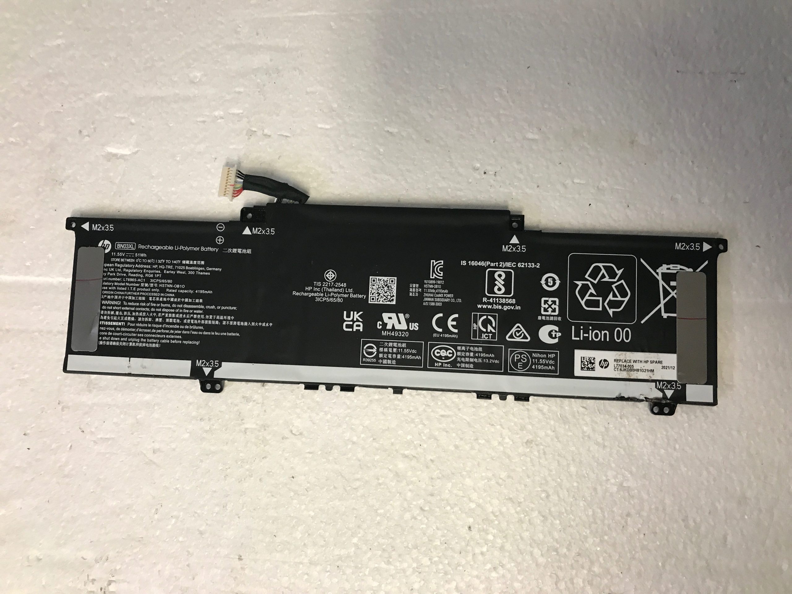 HP Envy 15m-es1023dx Genuine Original Battery L77034-005 238 Cycles product photo 1