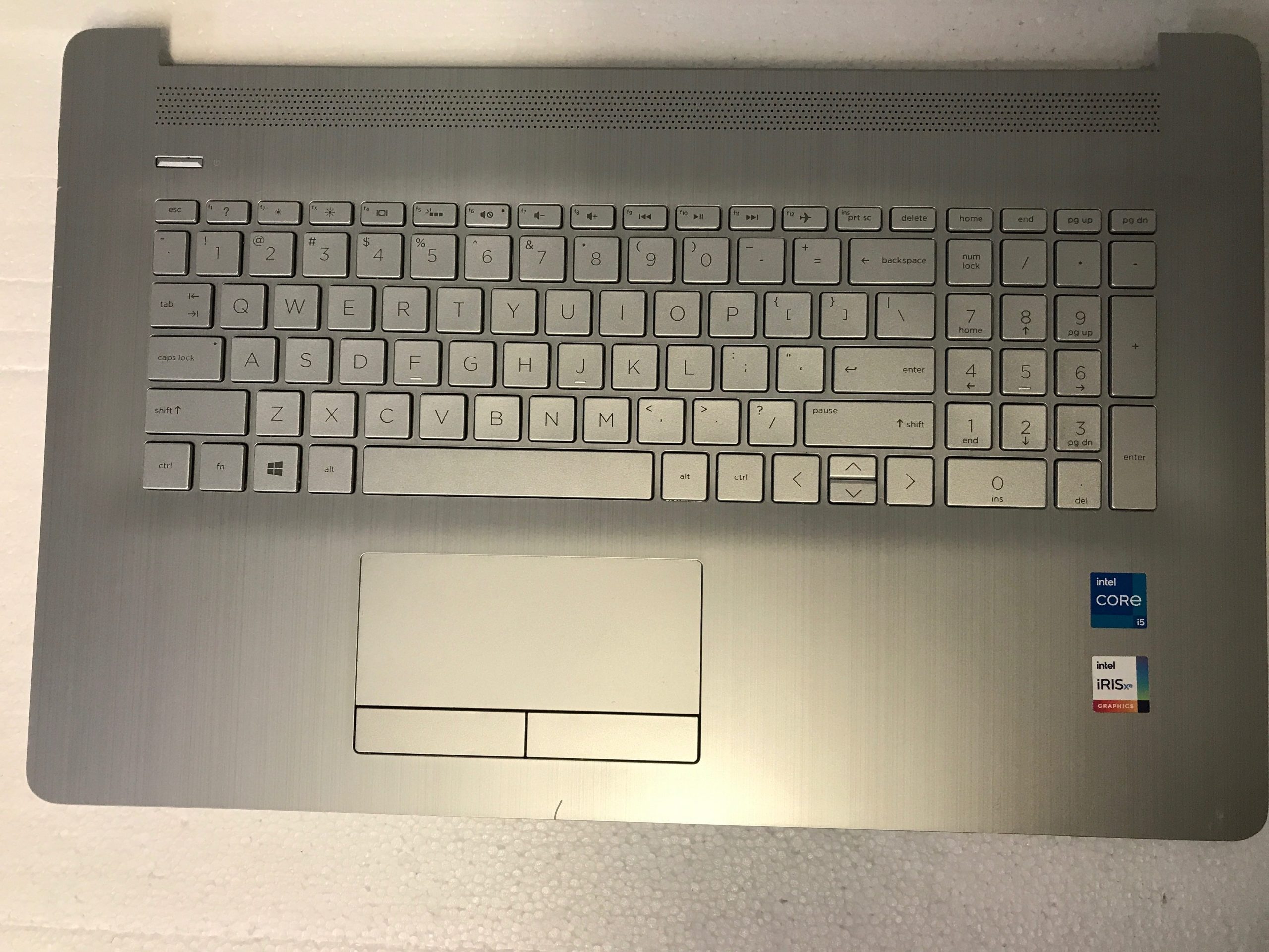 HP Notebook 17-by4xxx palmrest touch pad keyboard L92783-001 product photo 1