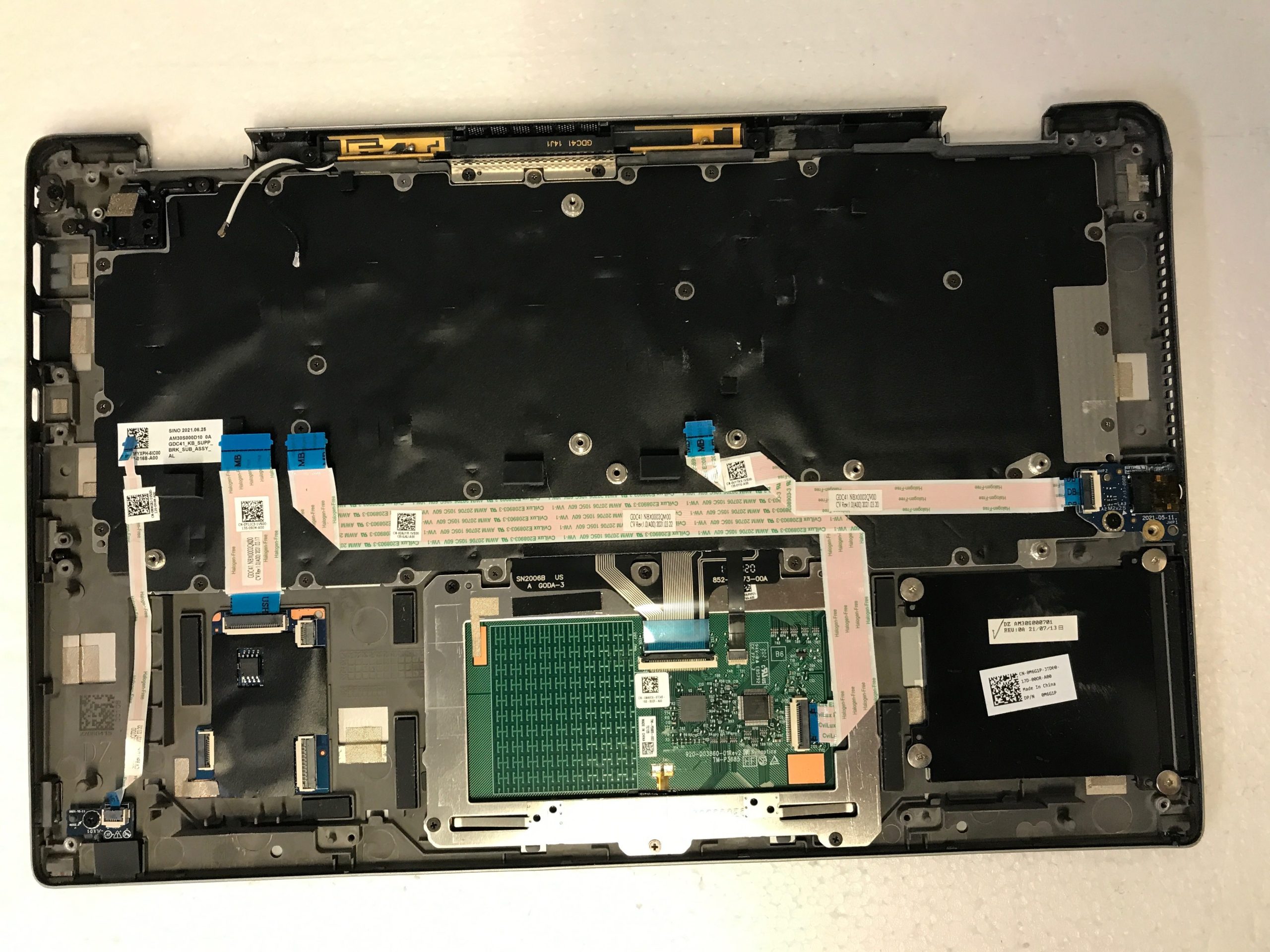 Dell Latitude 7420 palmrest touch pad keyboard M6G1P product photo 2