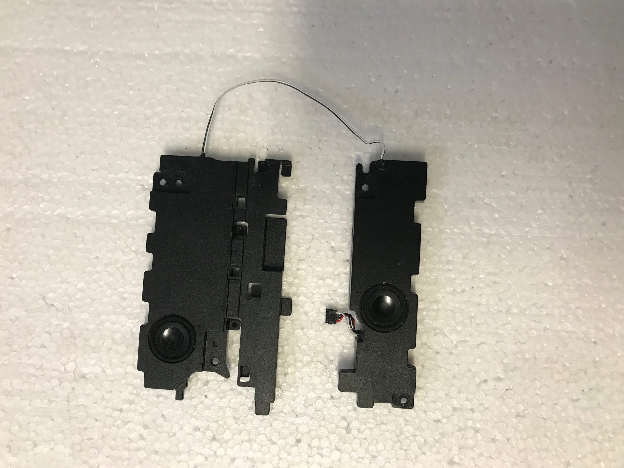 HP Notebook 15-dy1043dx Internal Left Right Speakers Assembly L63594-001 product photo 1