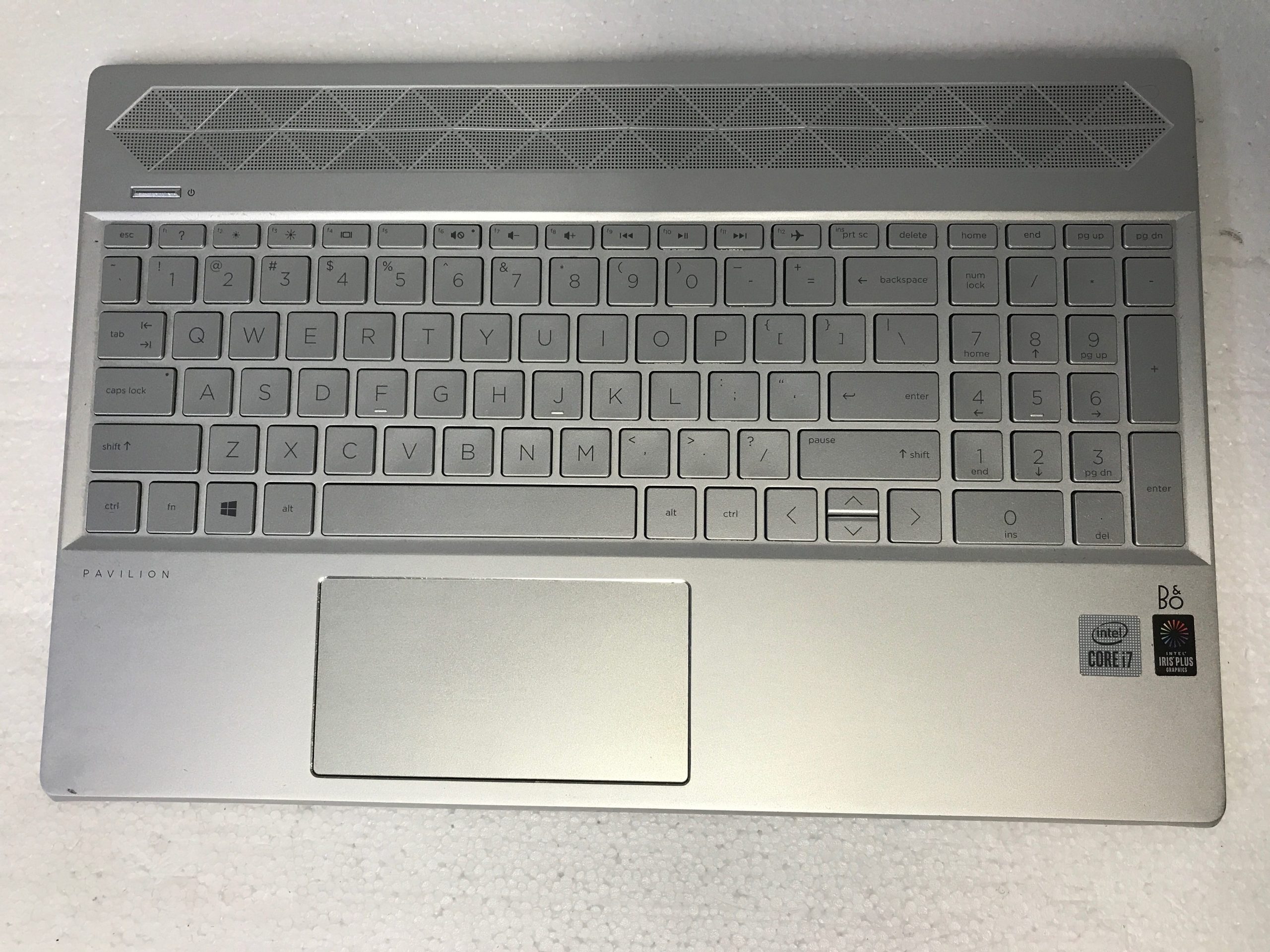 HP Pavilion 15-cs3019nr palmrest touch pad keyboard L24753-001 product photo 1