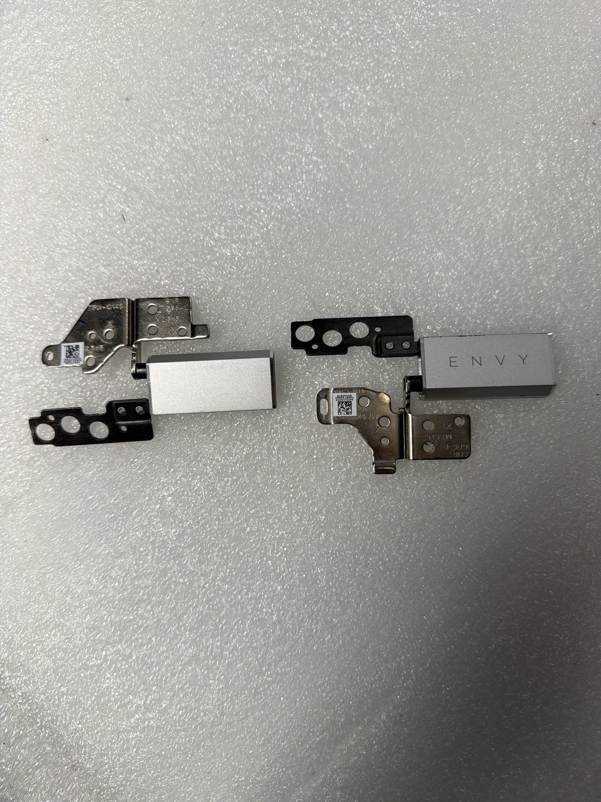 HP Envy 15m-ed0013dx Hinges left right hinge set L93205-001 product photo 1