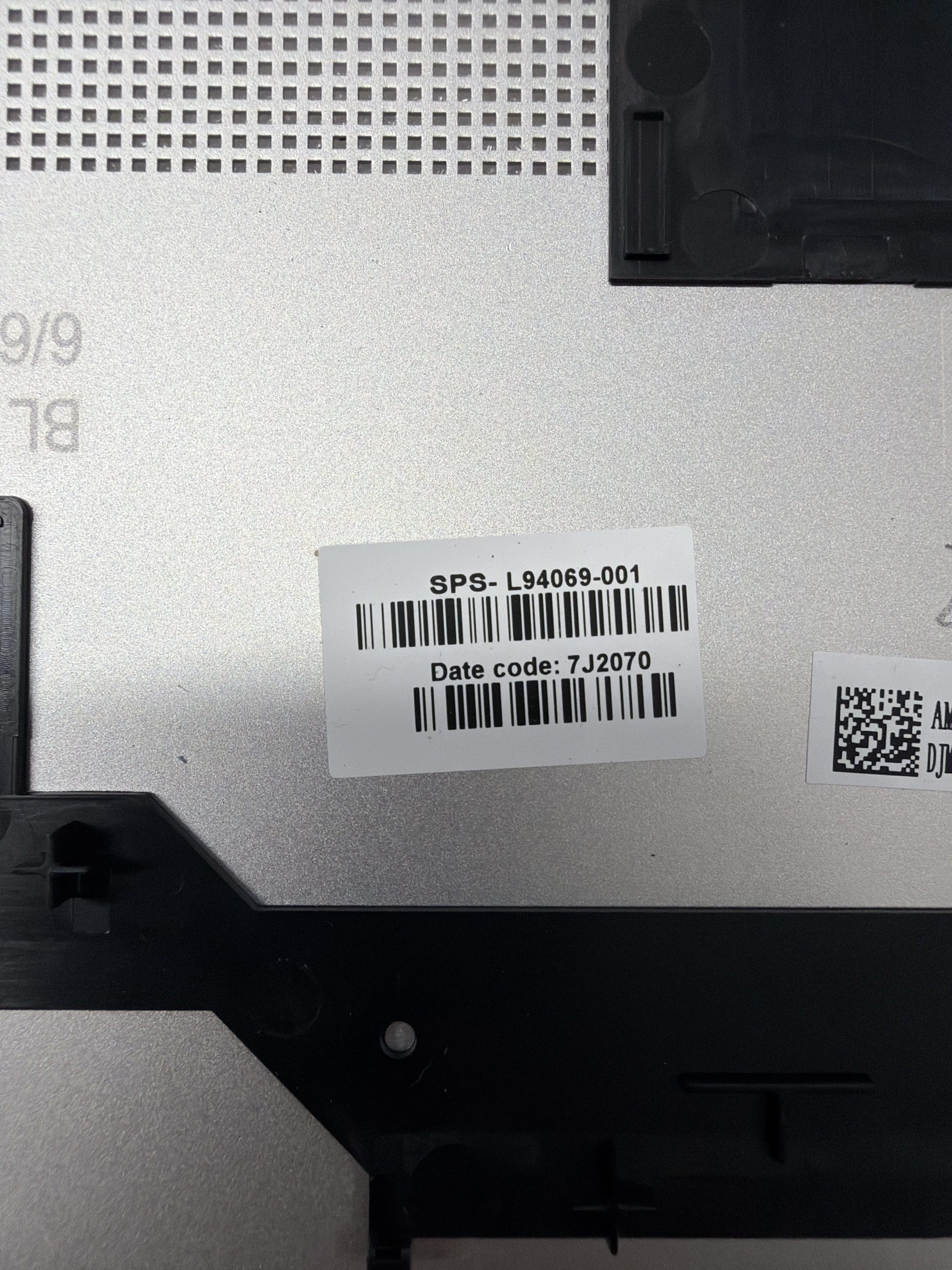 HP Envy 15m-ed0013dx bottom base case cover enclosure L94069-001 product photo 3