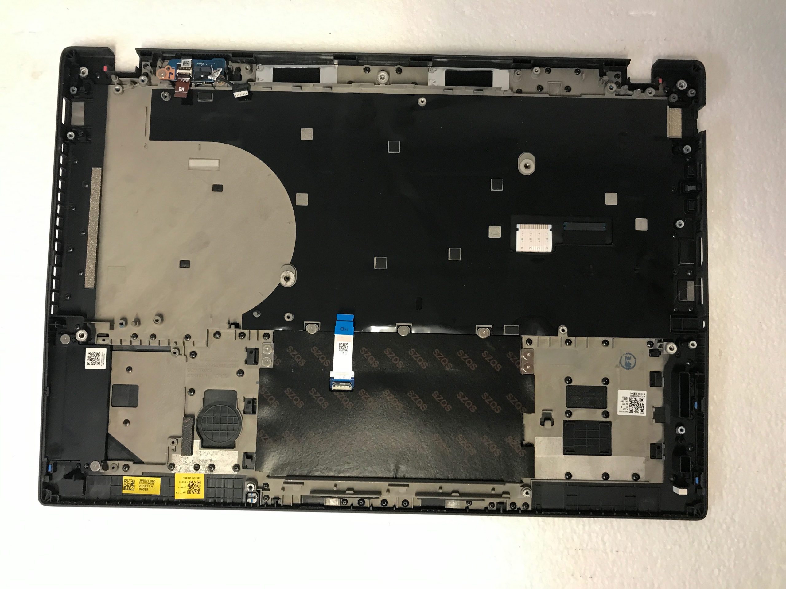 Lenovo ThinkPad T14 Gen 4 palmrest touch pad keyboard 5CB1L57921 product photo 2